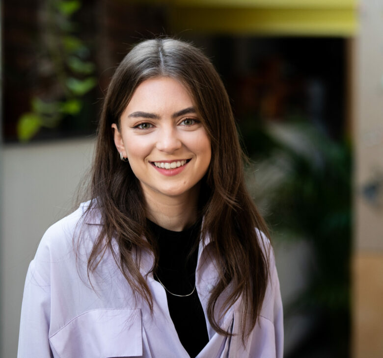 Izzy - UX designer